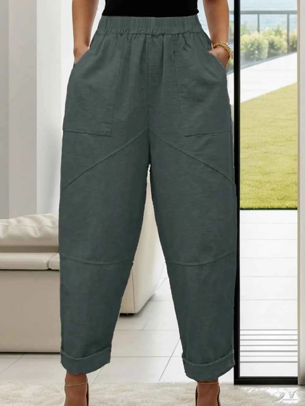 Elastic Waist Pants with Pockets.
