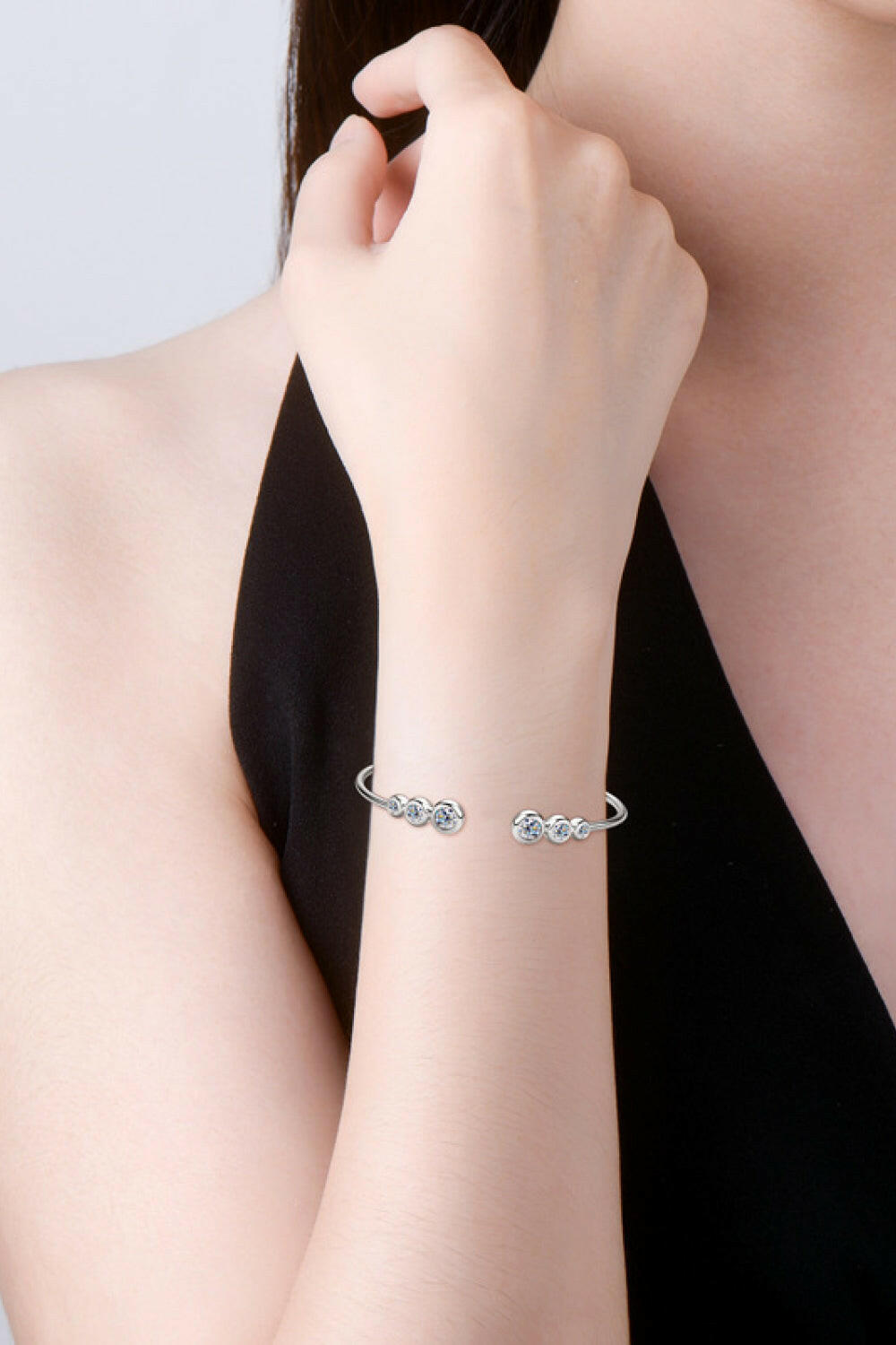 1.8 Carat Moissanite 925 Sterling Silver Bracelet.