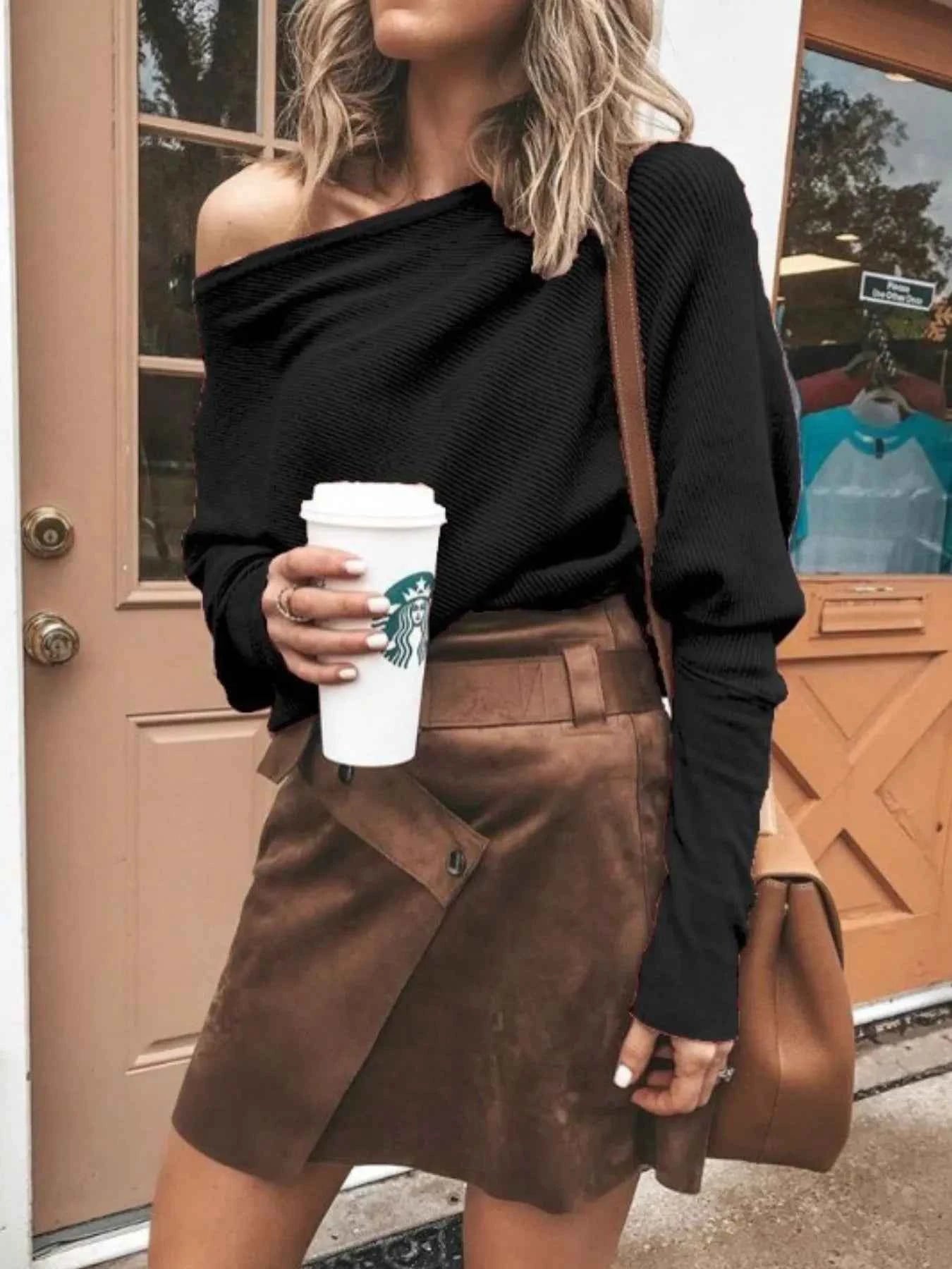 Single Shoulder Ribbed Knit Top.