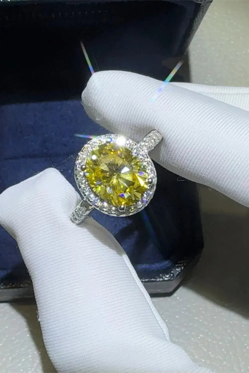 3 Carat Moissanite 925 Sterling Silver Ring.