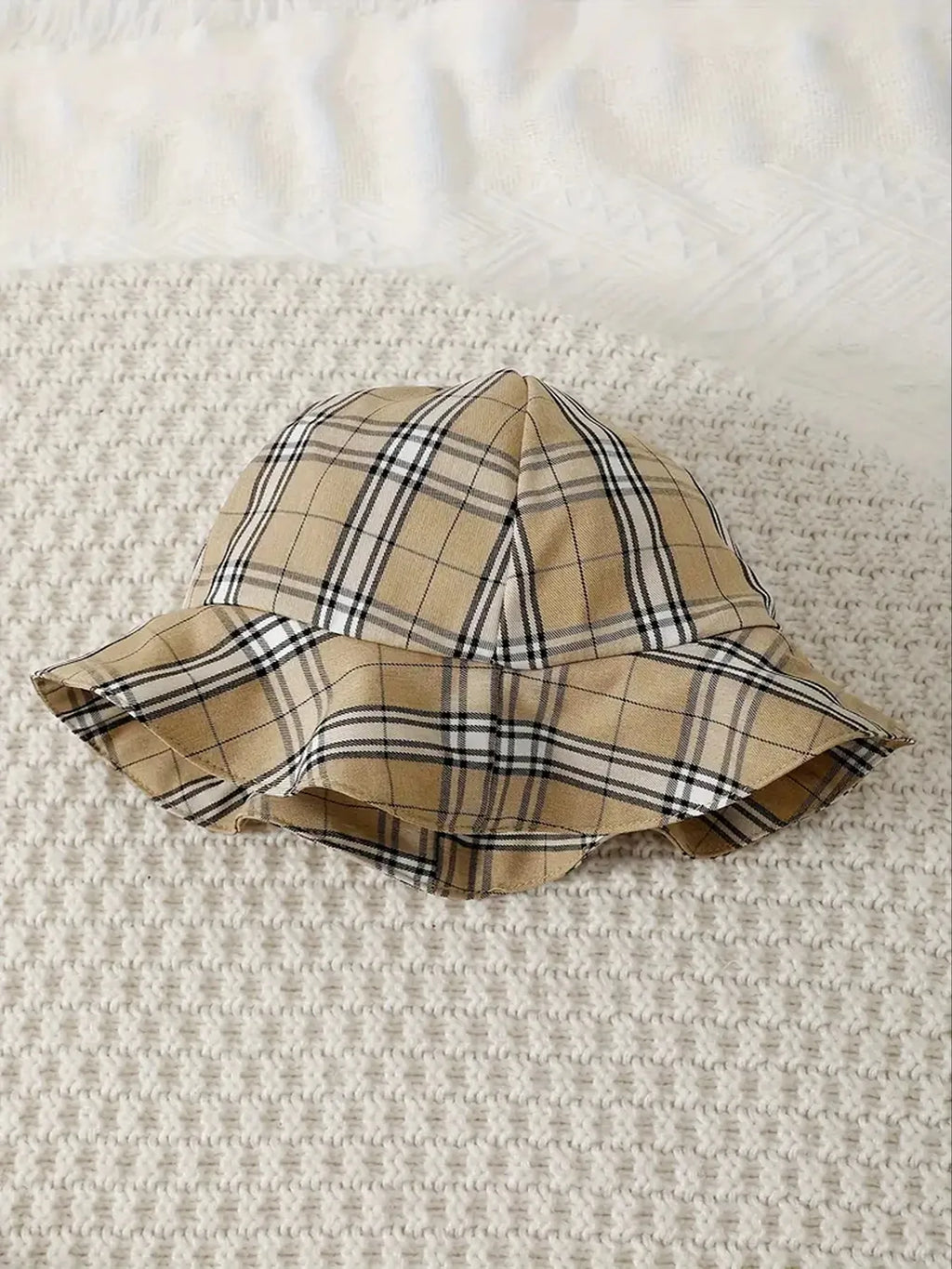 Children's Hat and Plaid Short Sleeve One-Piece Romper.