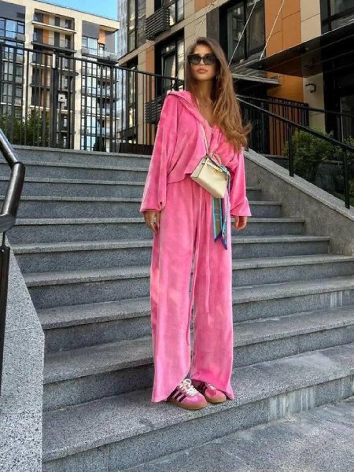 Hooded Jacket and Pants WOMEN Set.