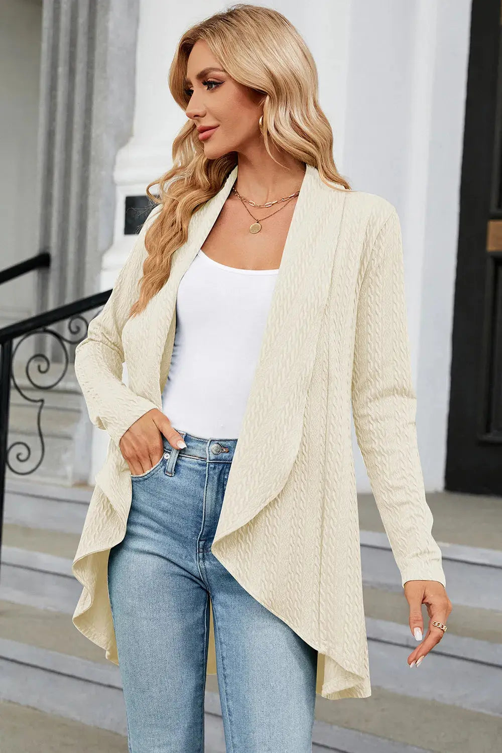 95b27ebf-a41f-40be-ab4a-792b461b6762-Max