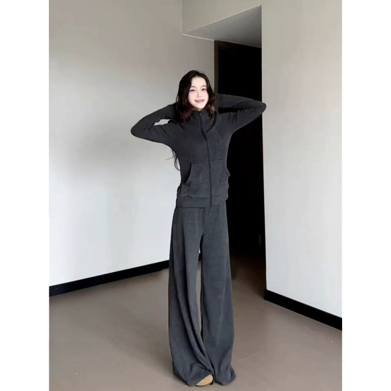 Slim-Fitting Casual Two-Piece Set for Women, Wide-Leg Pants and Sporty Outfit, Autumn Look, Student Style