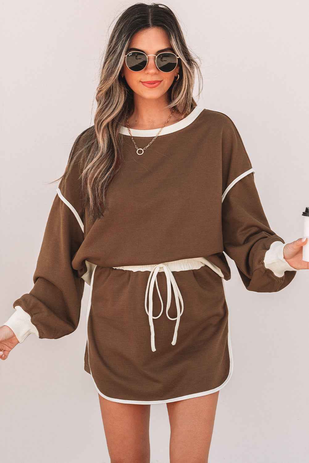 Coffee Color Contrast Loose Pullover and Lace-up Waist Skort Set