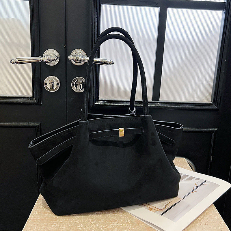 Suede tote bag for women in autumn and winter, high-end and niche design, large capacity commuting retro handbag eprolo
