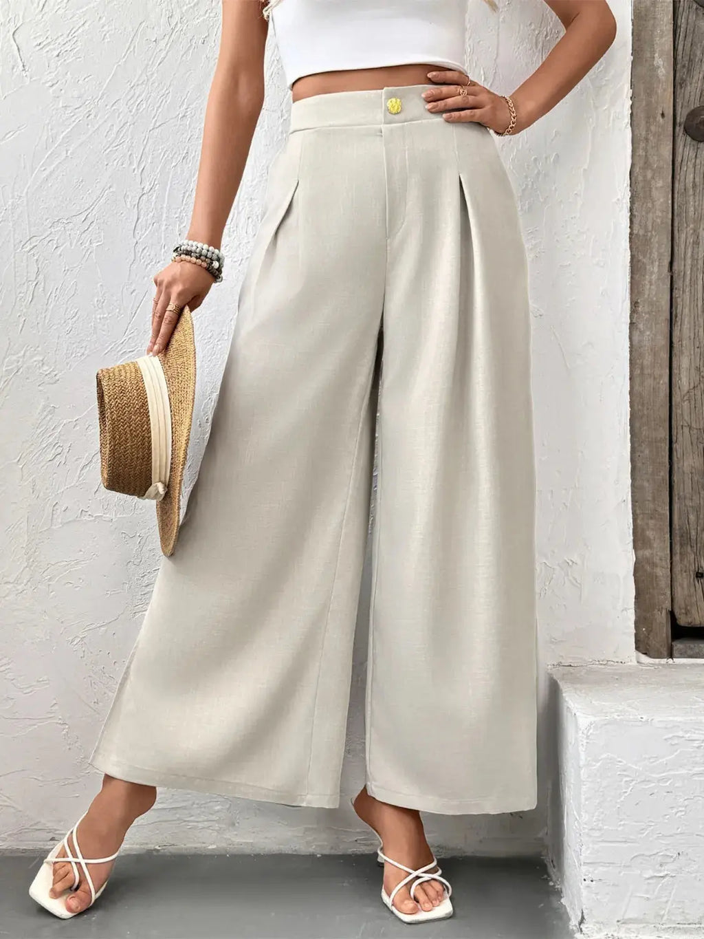 Slit Wide Leg Pleated Pants.