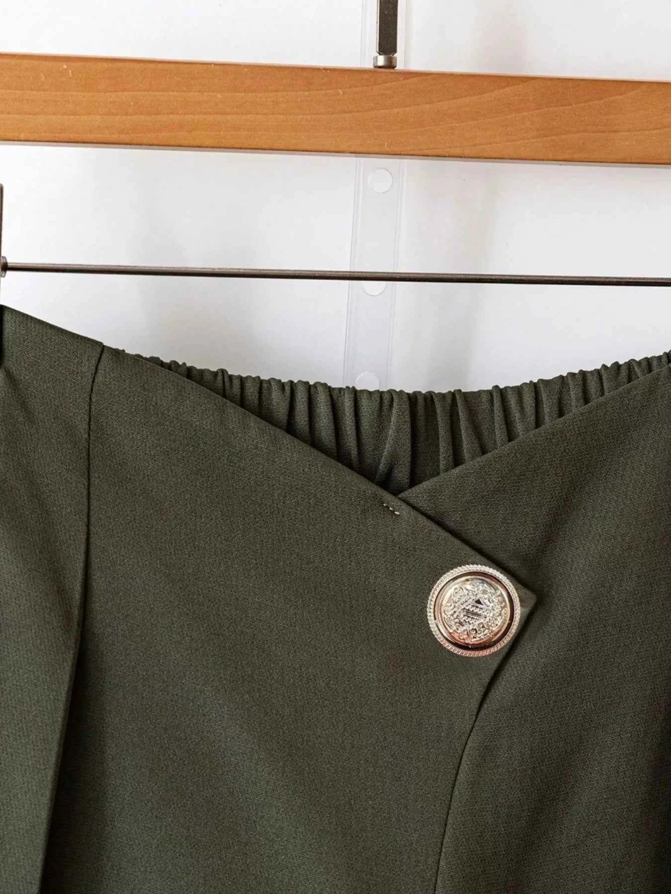 Wide-Leg Button-Accent Pants