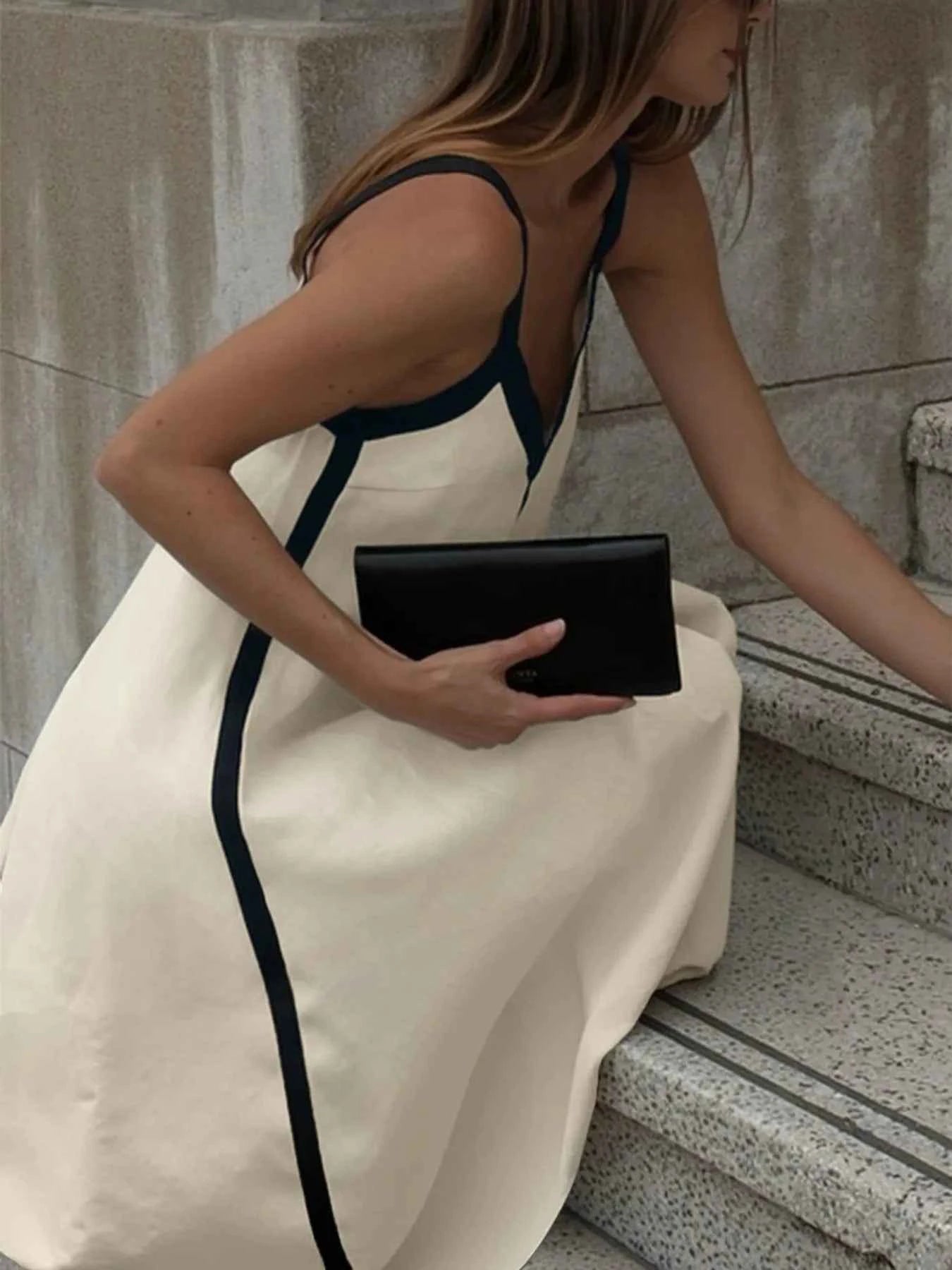 Contrast Trim V-Neck Maxi Dress