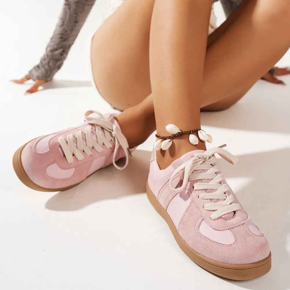 Lace Up Round Toe Flat Sneakers