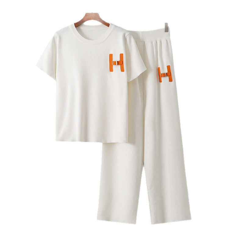 Two piece set of loose letter T-shirt and wide leg pants for women