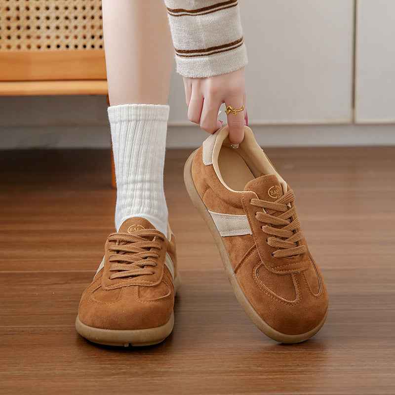 Soft soled niche women's casual thick soled sports shoes for women