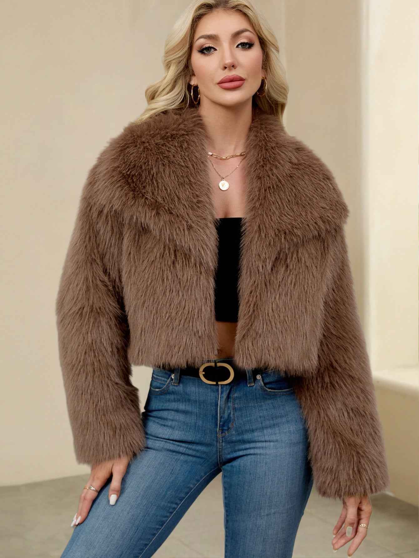 Faux Fur Flared Collar Women's Short Faux Fur Coat