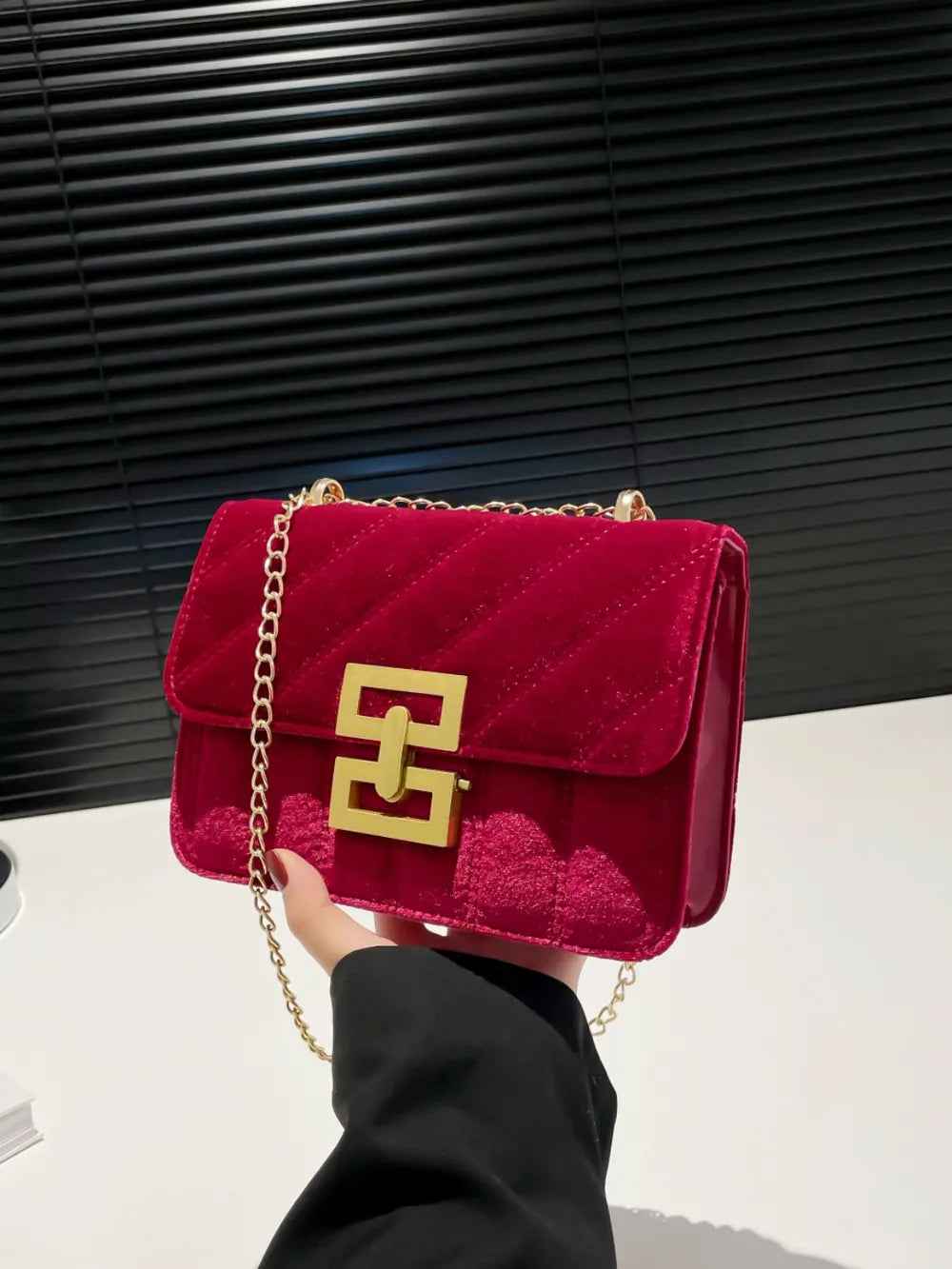 Solid Color Chain Shoulder Bag