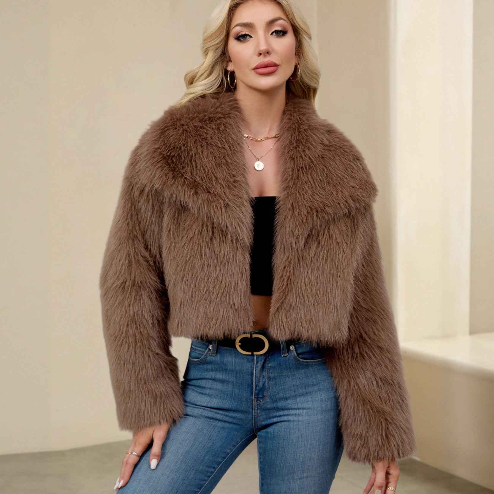 Faux Fur Flared Collar Women's Short Faux Fur Coat