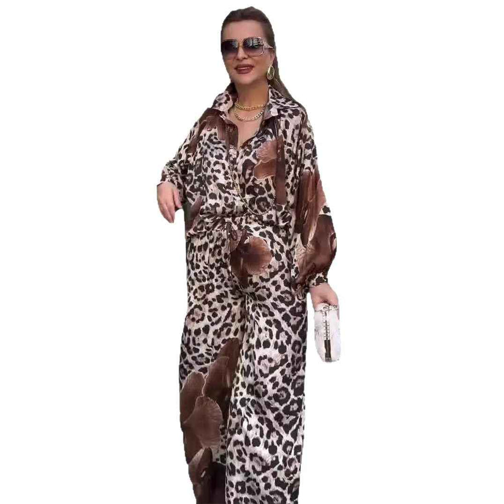 Two piece set of printed top and pants for socialites