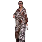Two piece set of printed top and pants for socialites