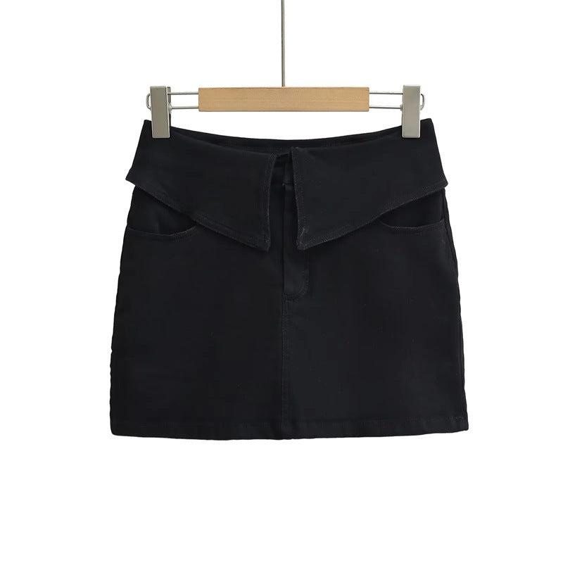 High waisted hip hugging A-line short skirt