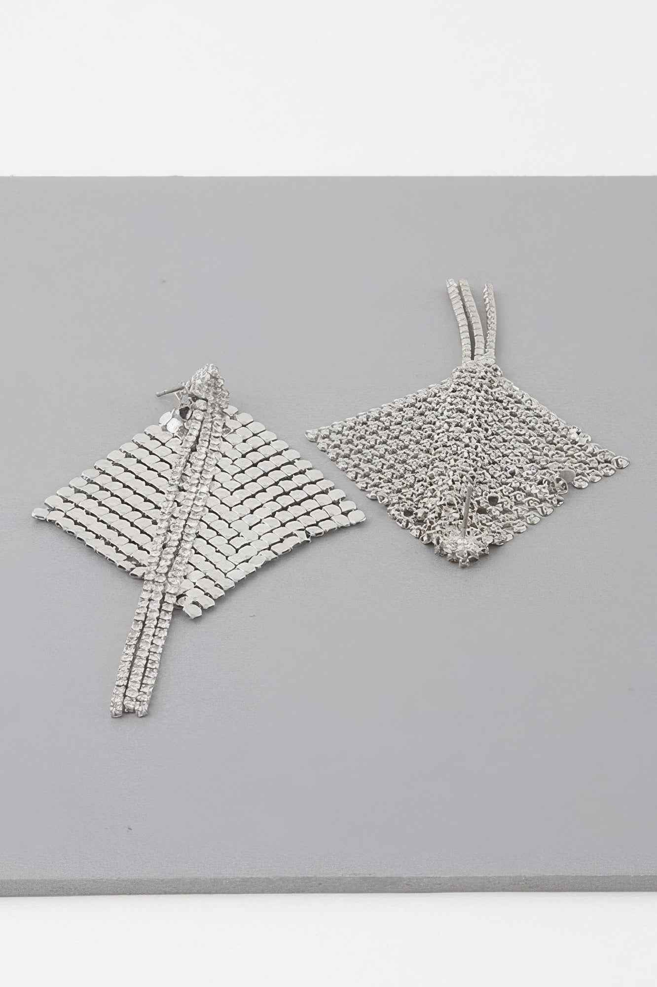 Sequin Jewel Curtain Bar Earrings