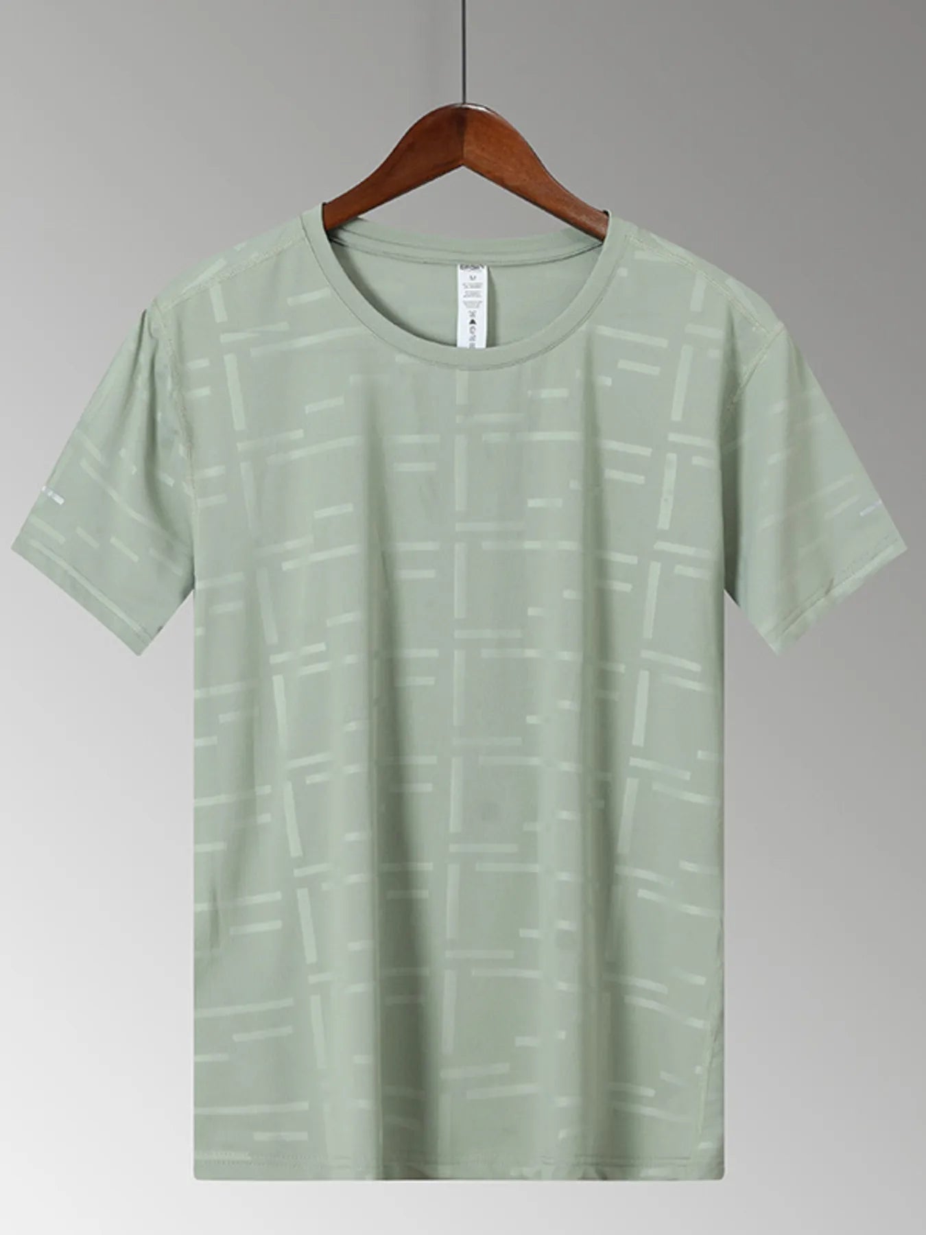 Round Neck Short Sleeve T-Shirt for men.