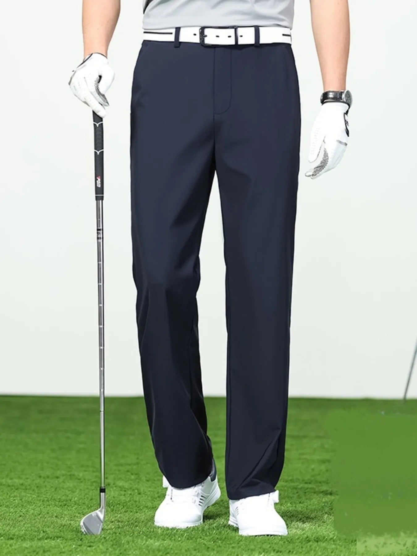 Men's Loose Fit Pants.