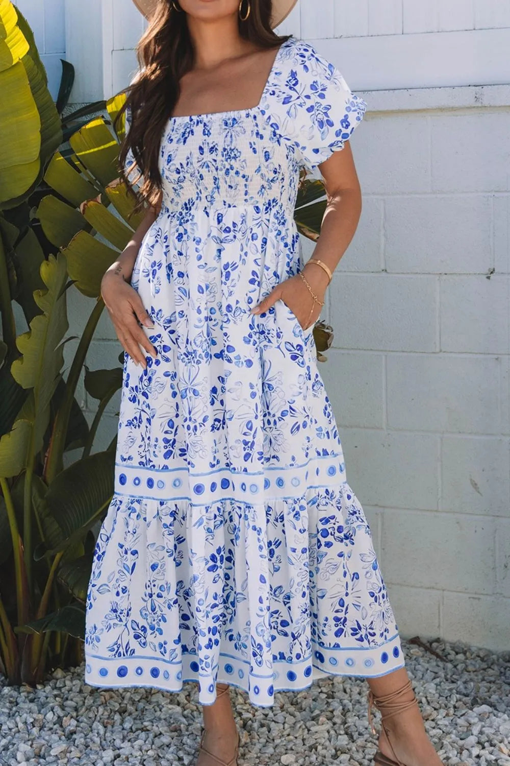 Pocketed square Neck Puff Sleeve Dress.