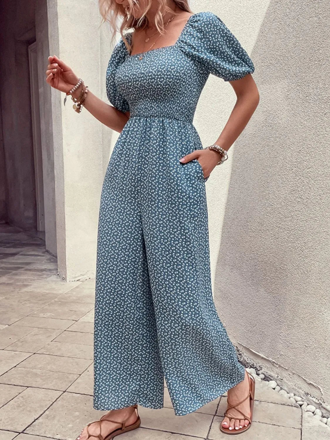 Printed Square Neck Puff Sleeve Jumpsuit.
