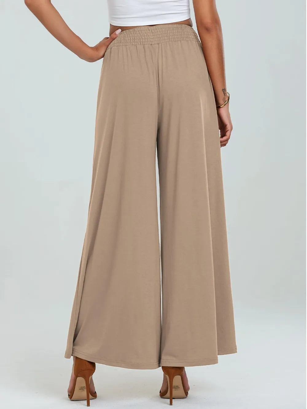 Pocketed Elastic Waist Wide Leg Pants.