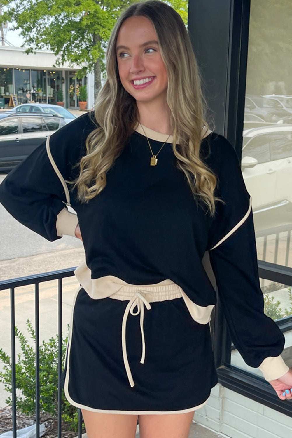 Black Color Contrast Loose Pullover and Lace-up Waist Skort Set Dear-Lover Dropshipping