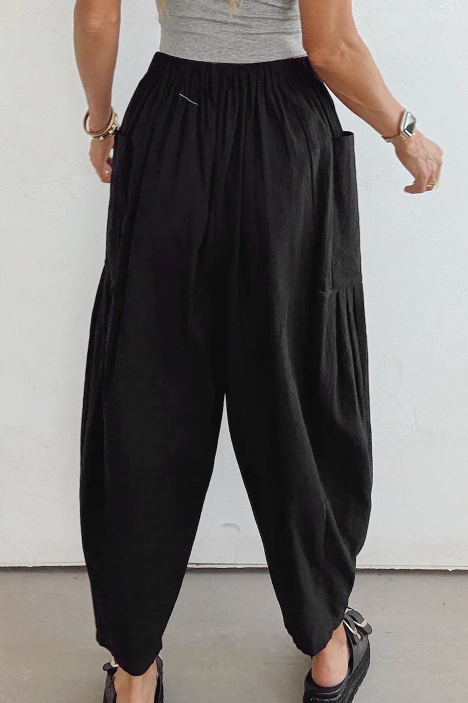 Black Drawstring Elastic Waist Patch Pocket Barrel Leg Casual Pants