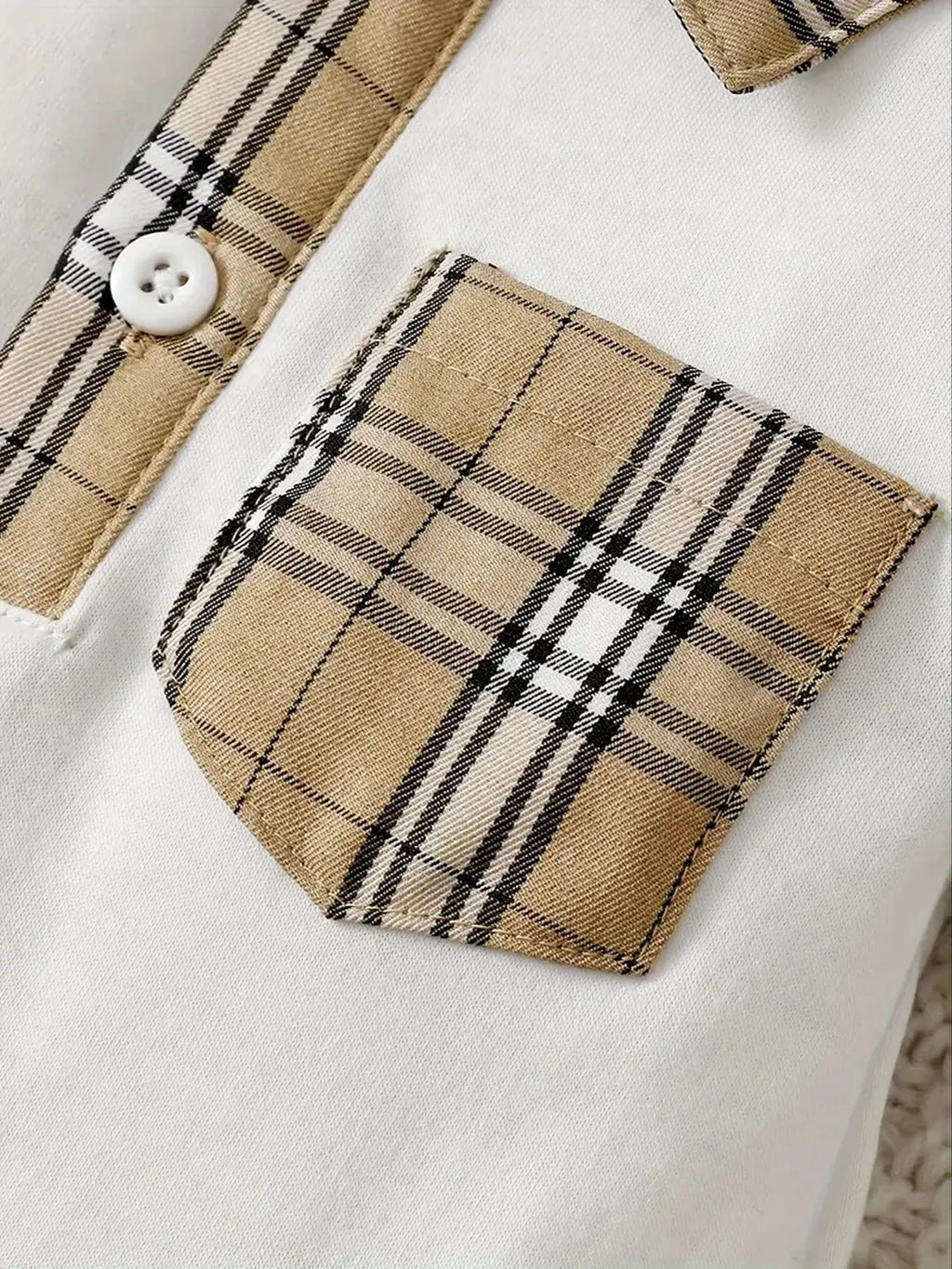 Children's Hat and Plaid Short Sleeve One-Piece Romper.