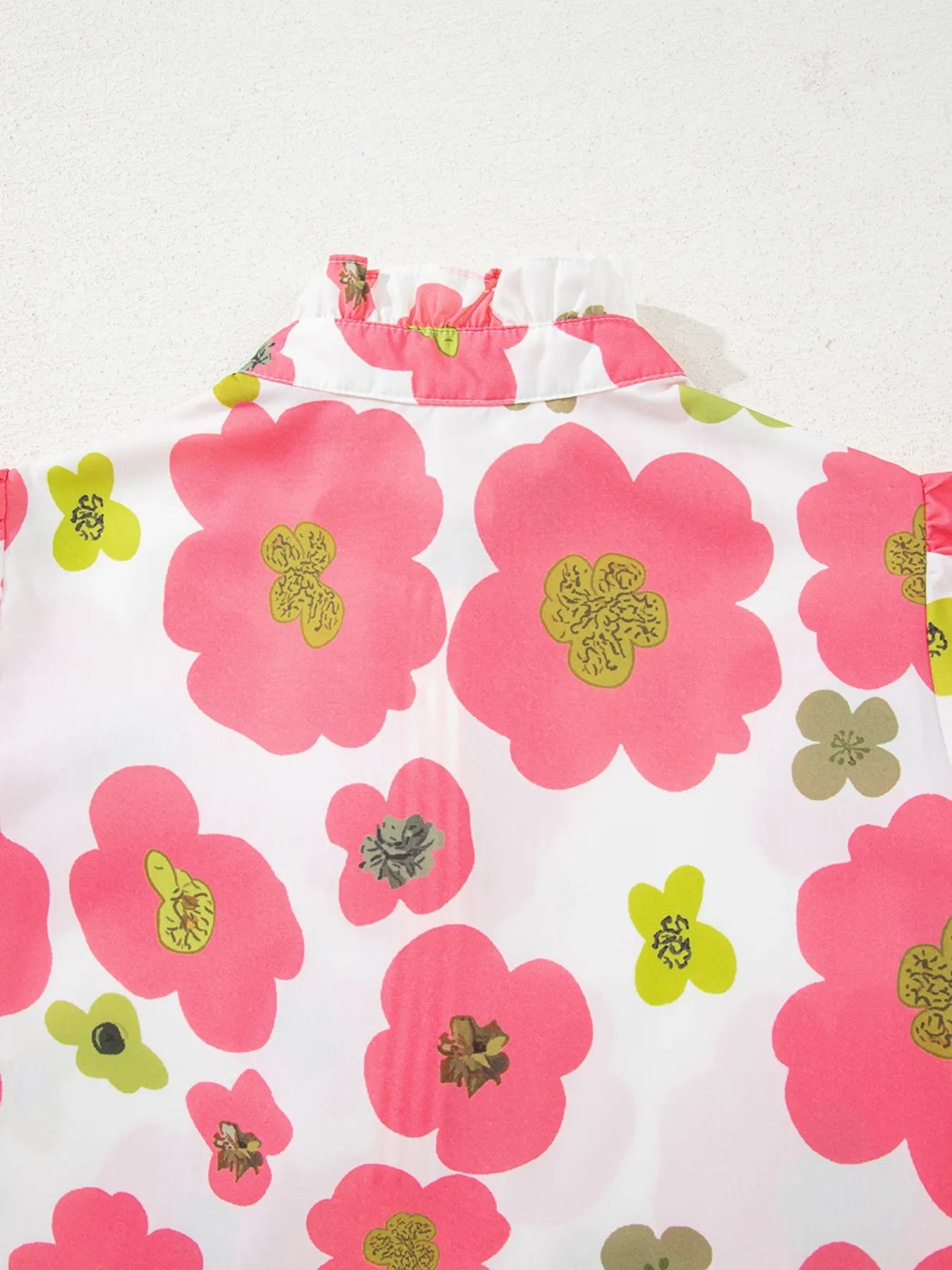 Floral Print Short Sleeve Blouse.