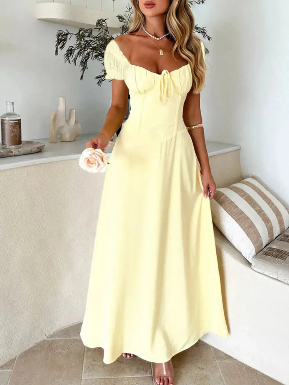 Devine Sweetheart Neck Short Sleeve Maxi Dress.