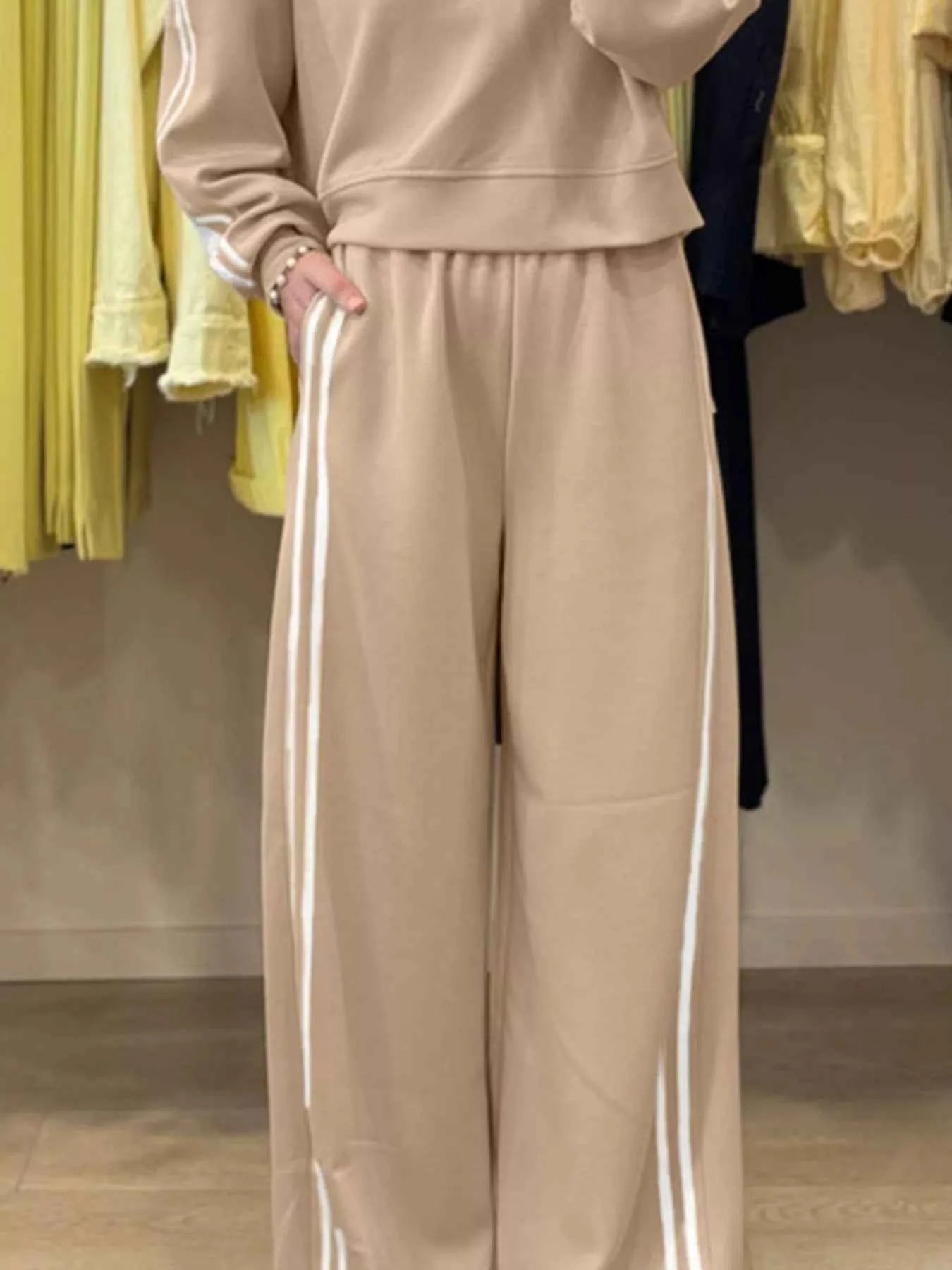 Striped Detail Crewneck Top and Elastic Sweatpants 2pcs Set