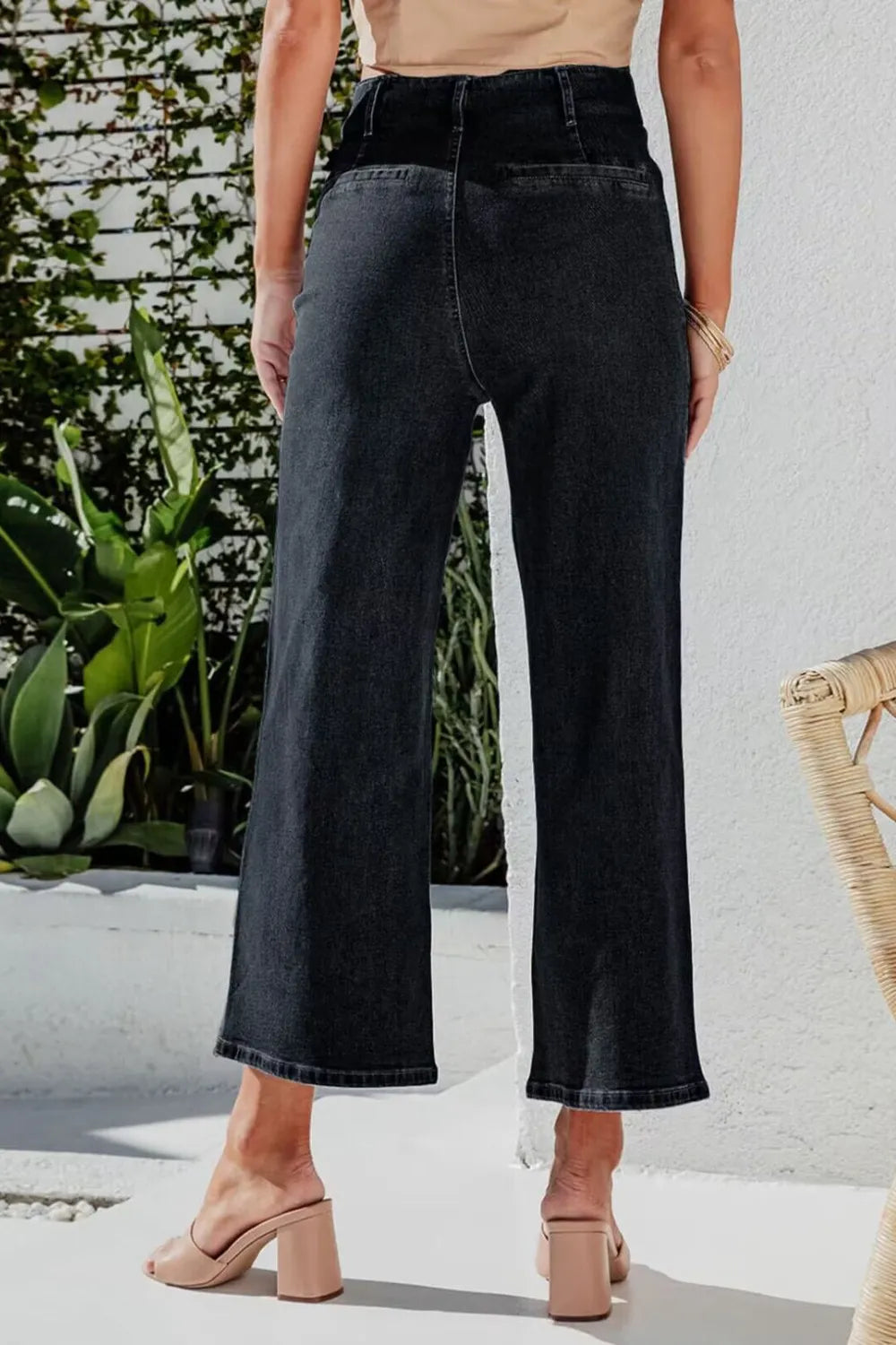 Button Fly Cropped Wide Leg Jeans.