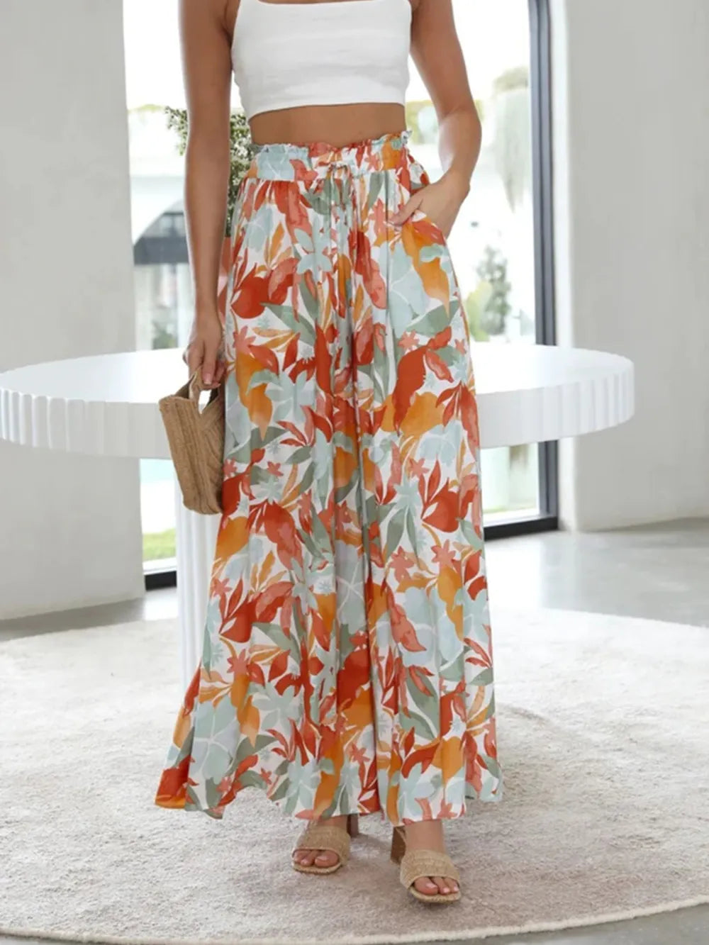 Drawstring Paperbag Waist Printed Wide Leg Pants.