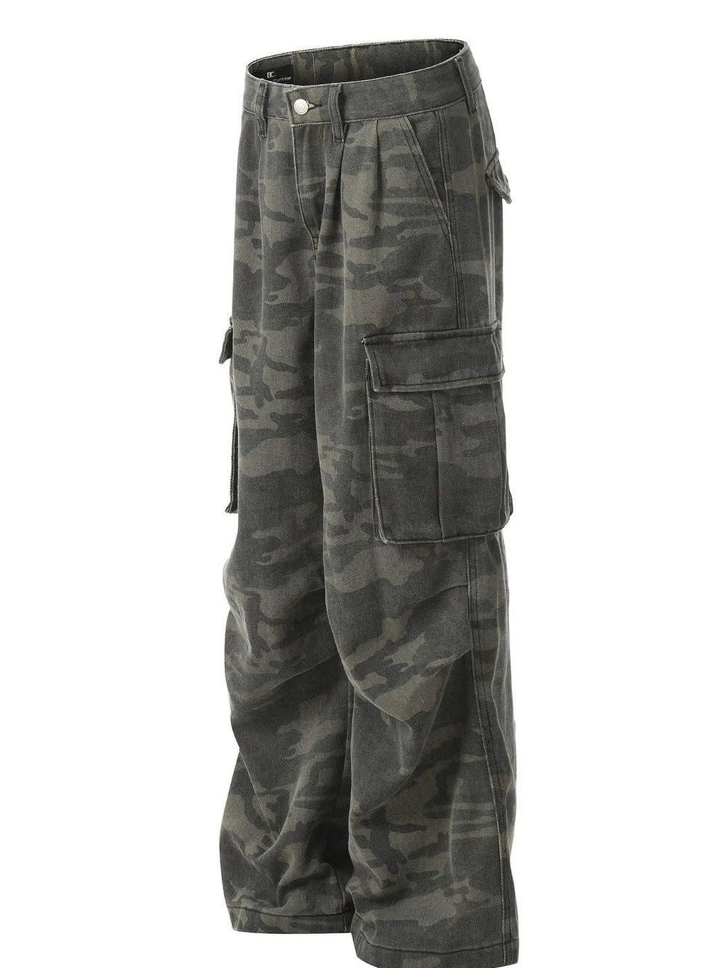 Men's Camouflage Cargo Pants.