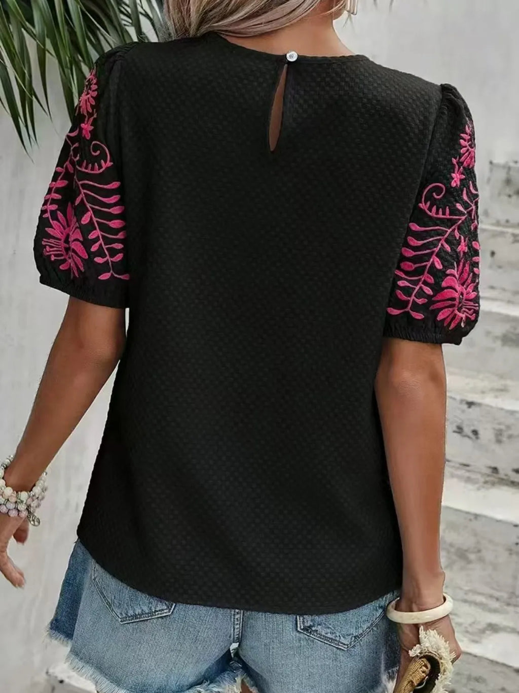 Embroidered Round Neck Short Sleeve Blouse.