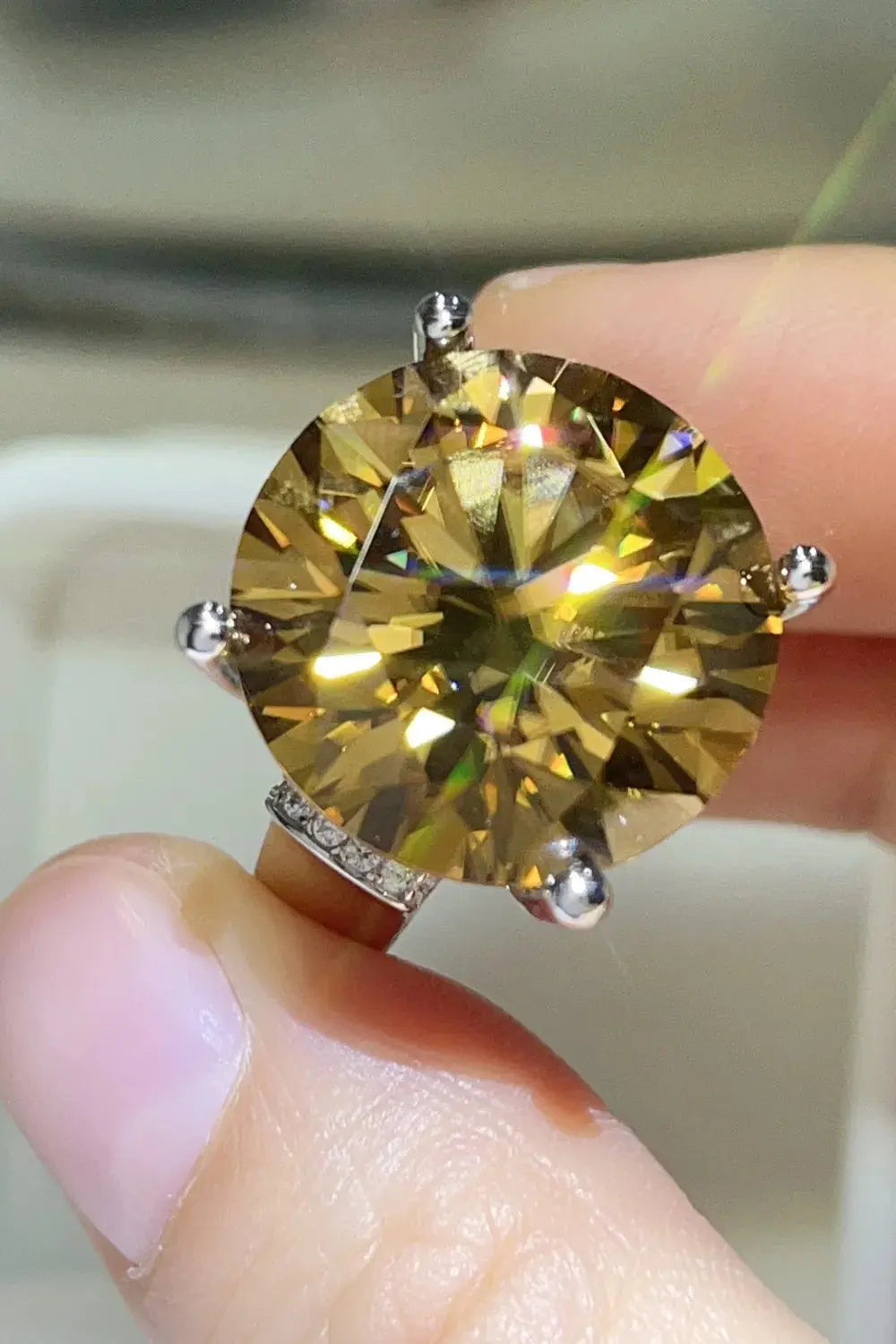 20 Carat Moissanite 925 Sterling Silver Ring.