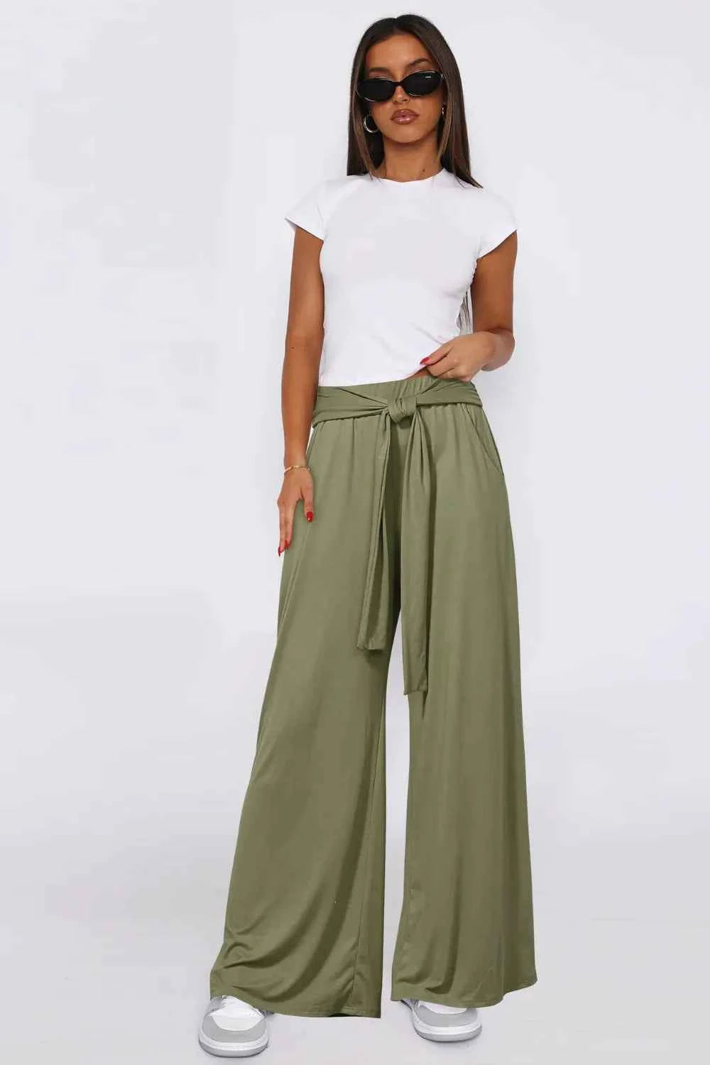 Tied Wide Leg Pants with Pockets.