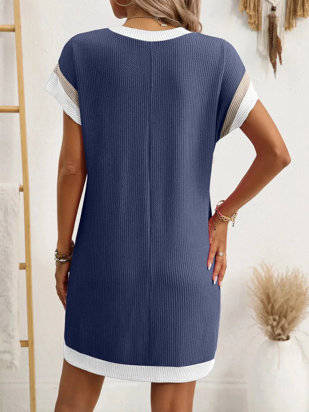 Round Neck Short Sleeve Mini Dress.