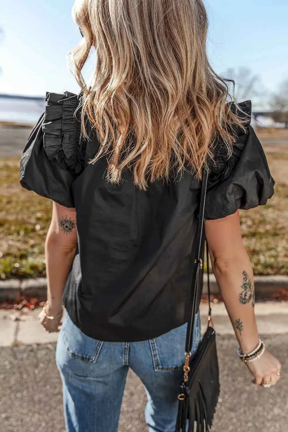 Ruffled Puff Short Sleeve Loose Blouse.