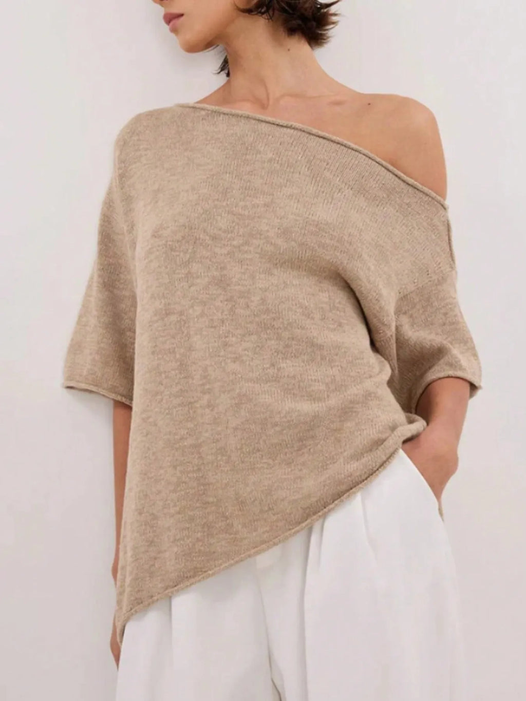Single Shoulder Relaxed Fit Knit Top.
