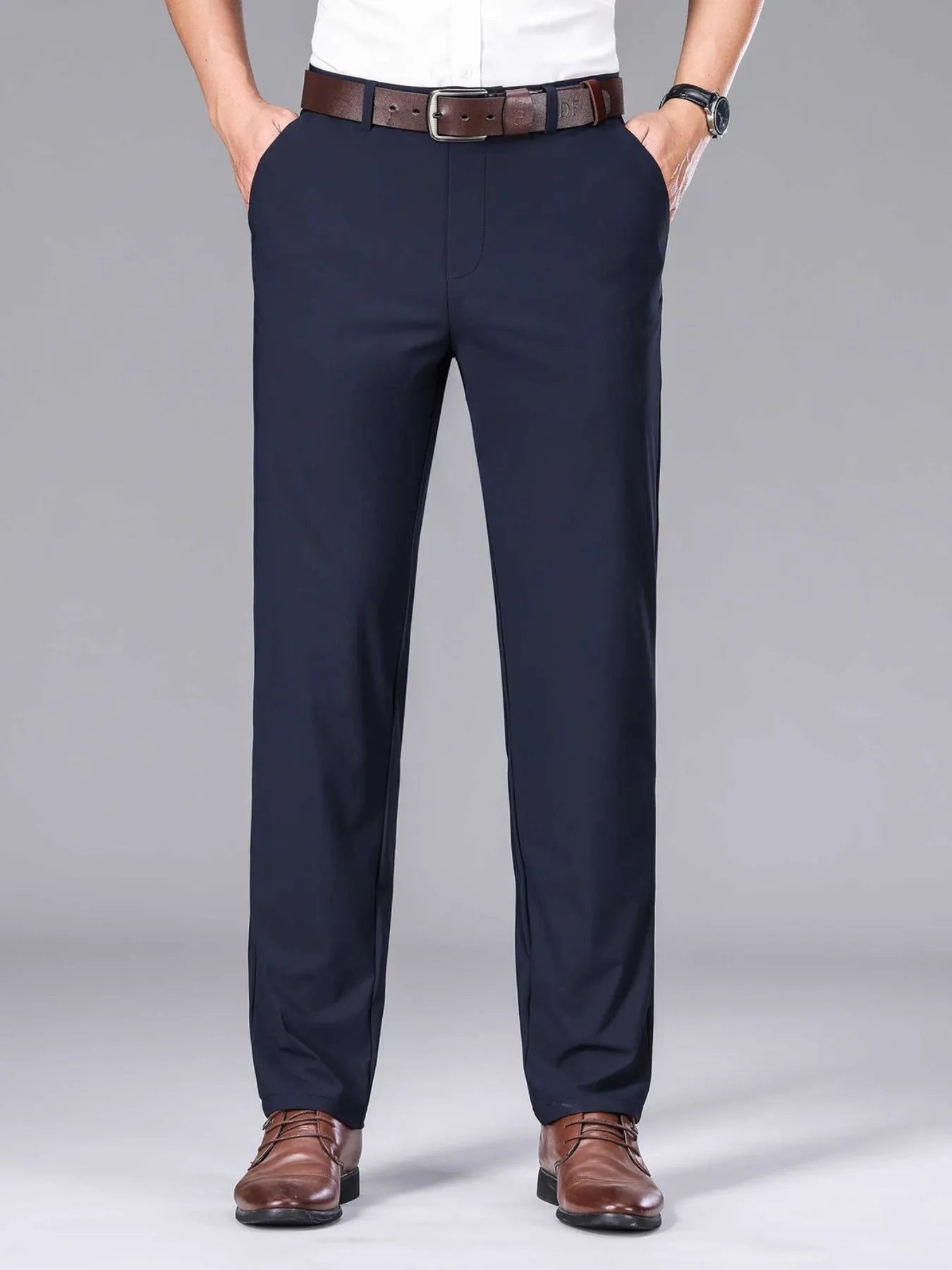 Men's Loose Fit Jeans with Pockets.