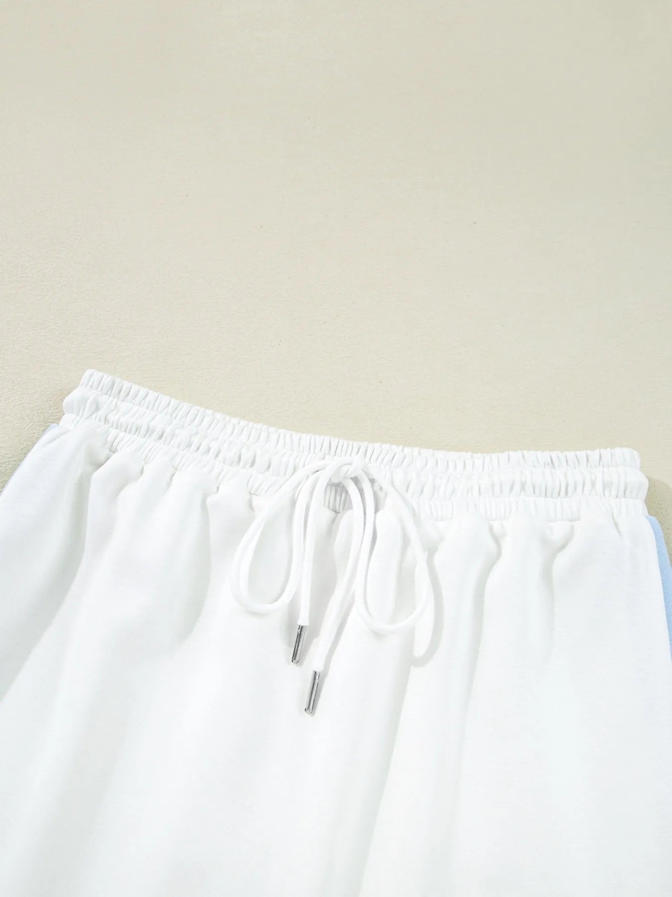 Contrast Trim Top and Mini Skirt Set.