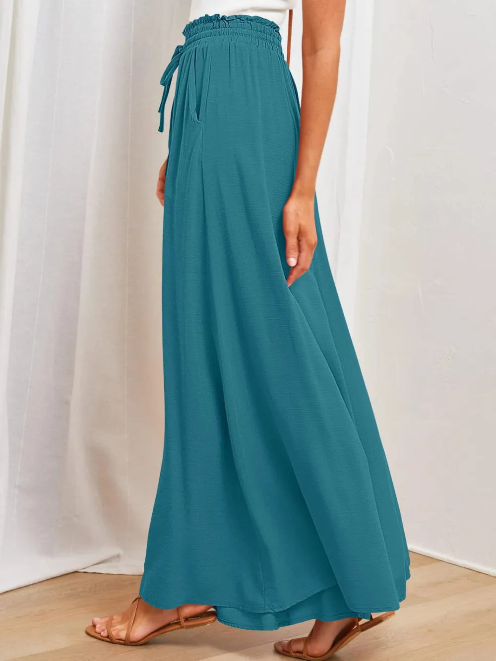 Wide Leg Pants with Pockets.