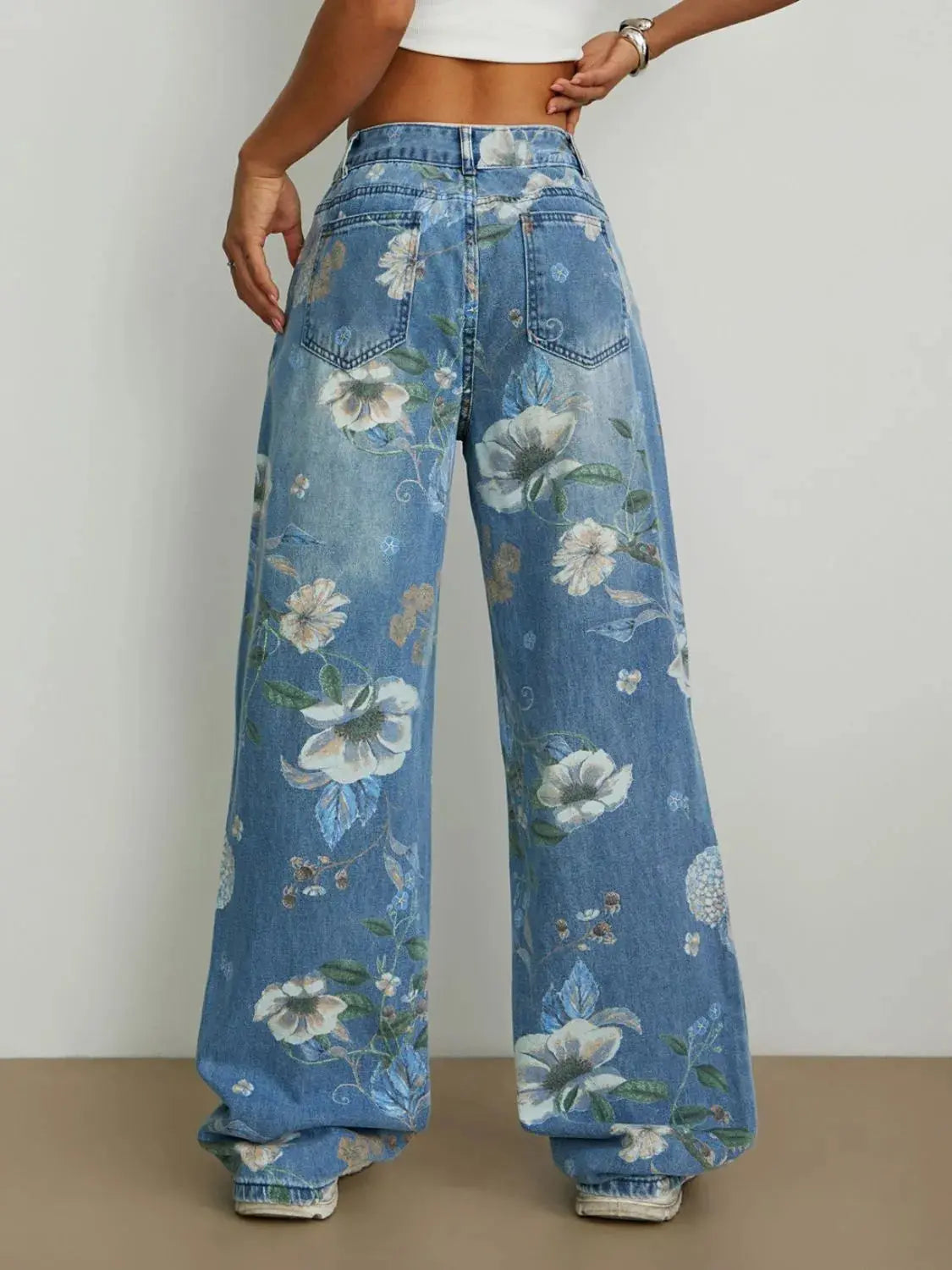 Printed Wide Leg Jeans.