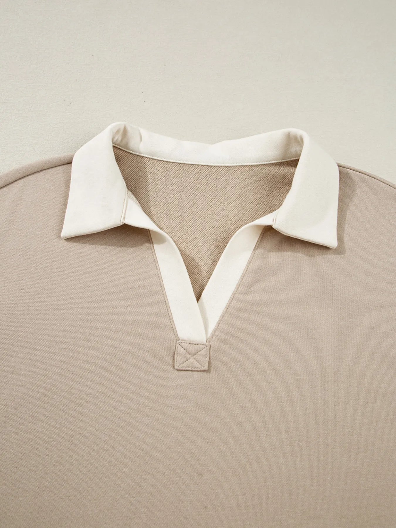 Contrast Collared Neck Top and Drawstring Mini Skirt Set.