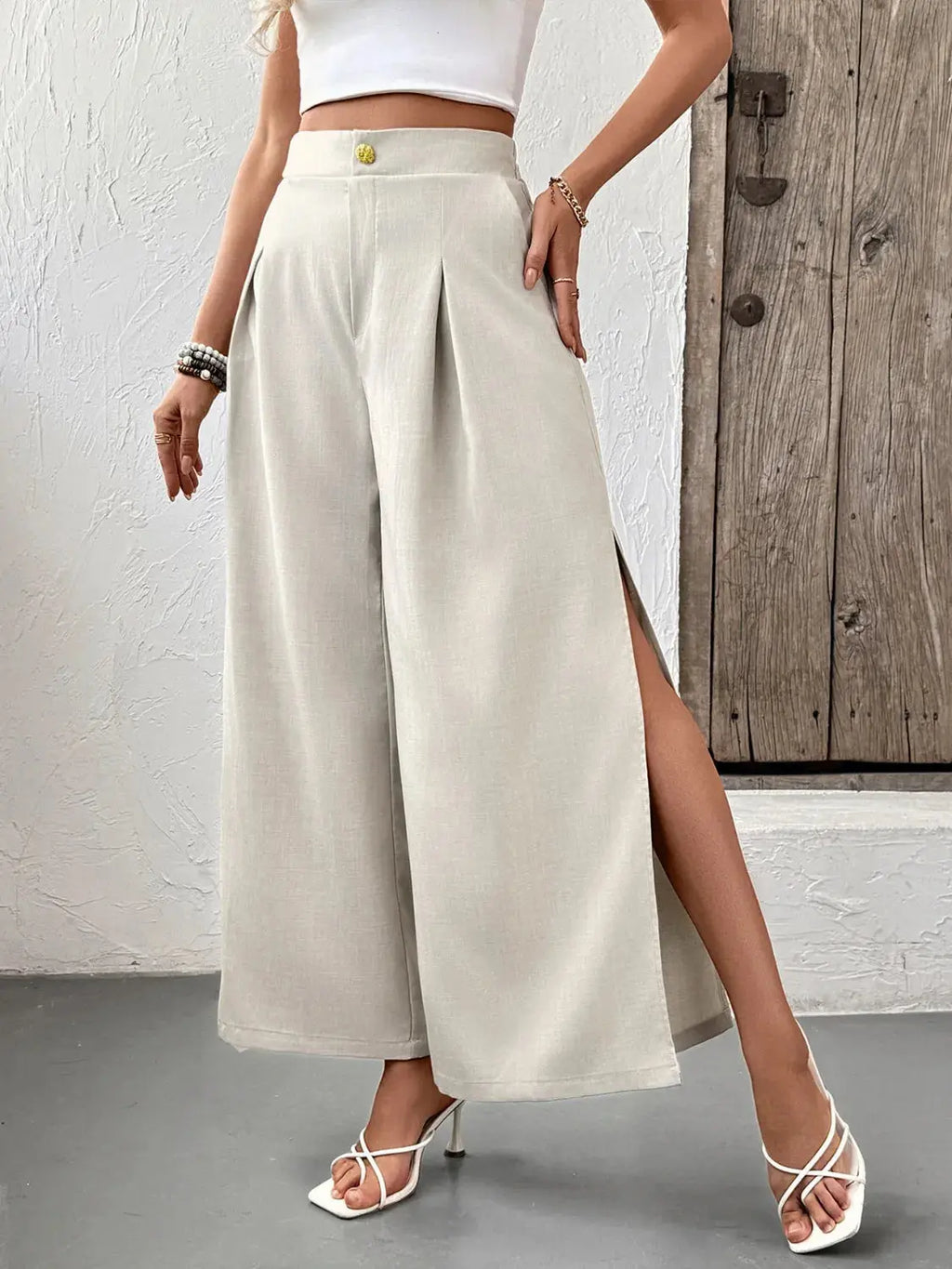 Slit Wide Leg Pleated Pants.
