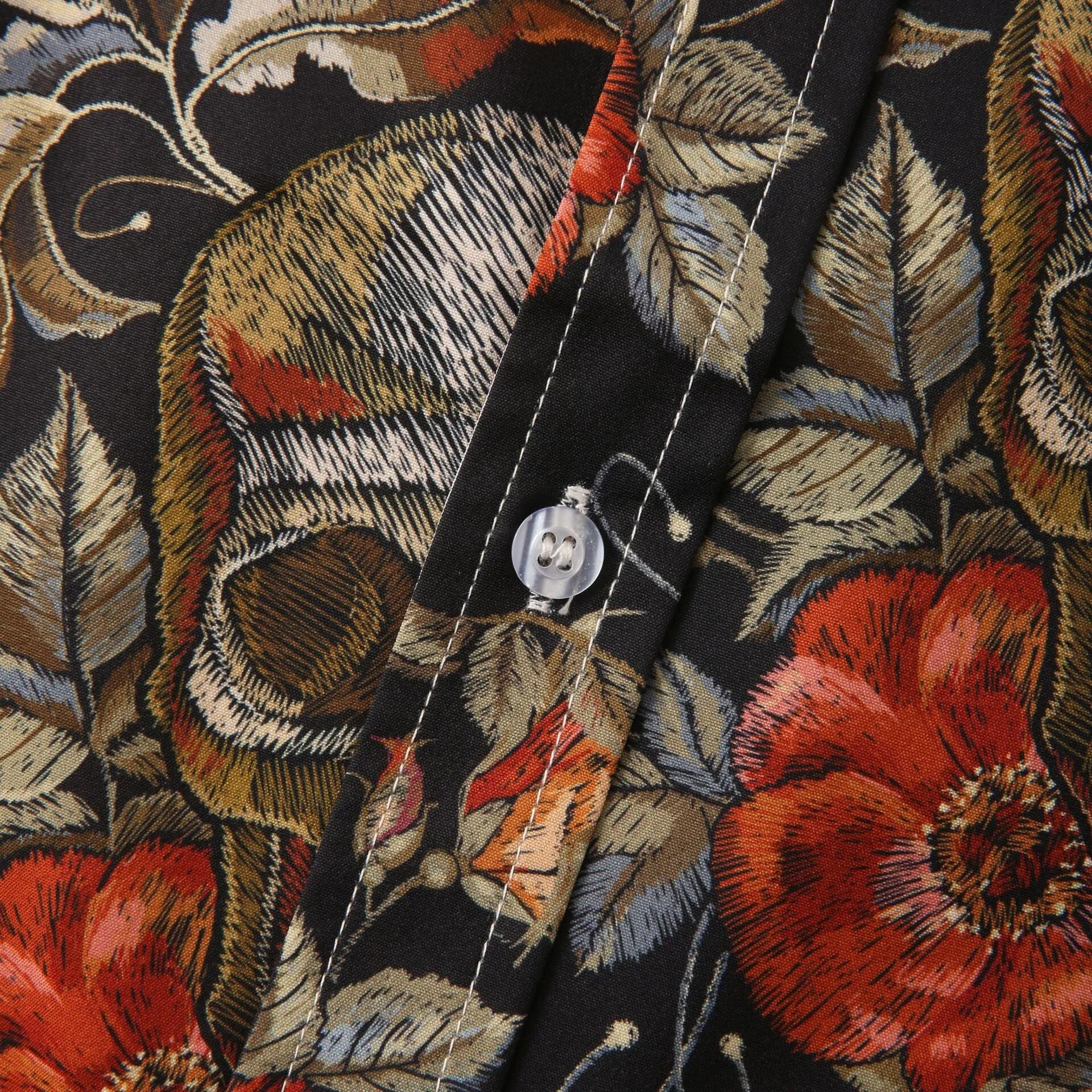 Men's Full Size Printed Short Sleeve Casual Shirt Plus Size.